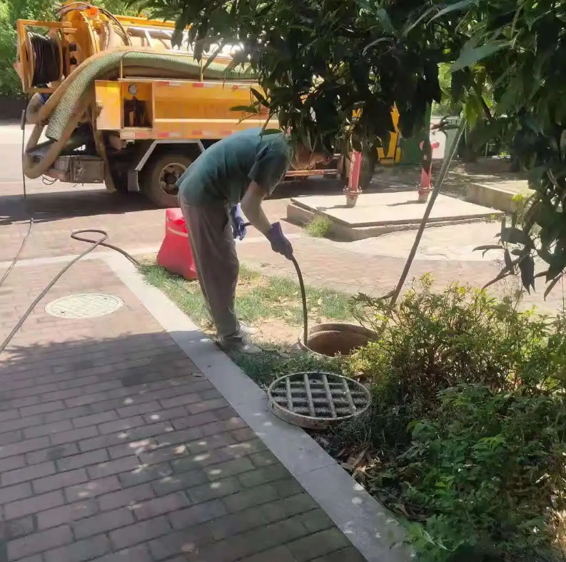 墨脱市政排污管道清淤疏通——专业团队，让您全程省心！